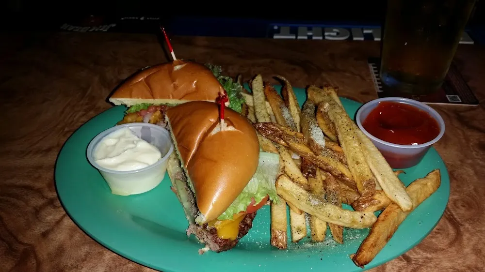 Cheeseburger & Fries