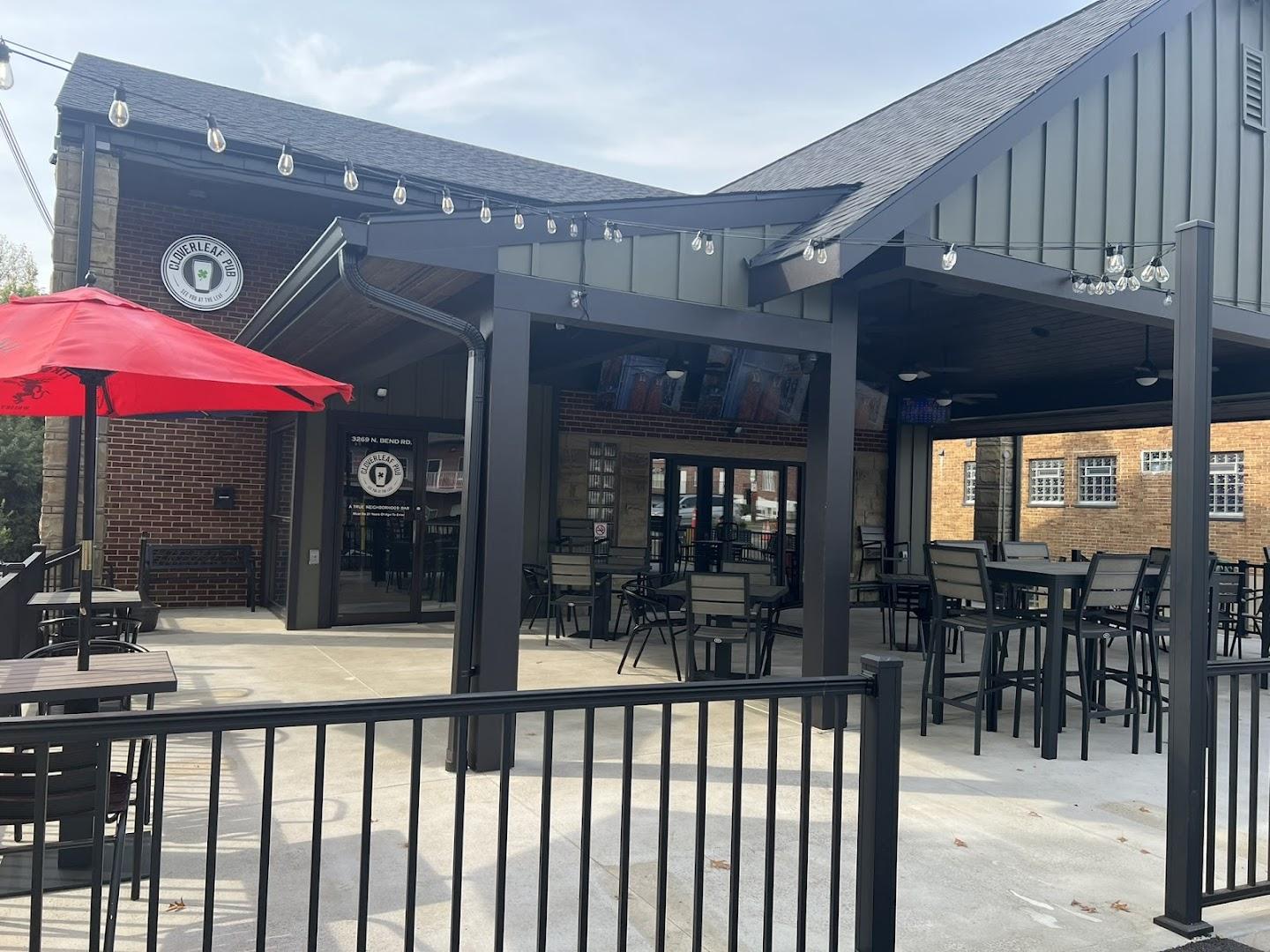 Cloverleaf Pub