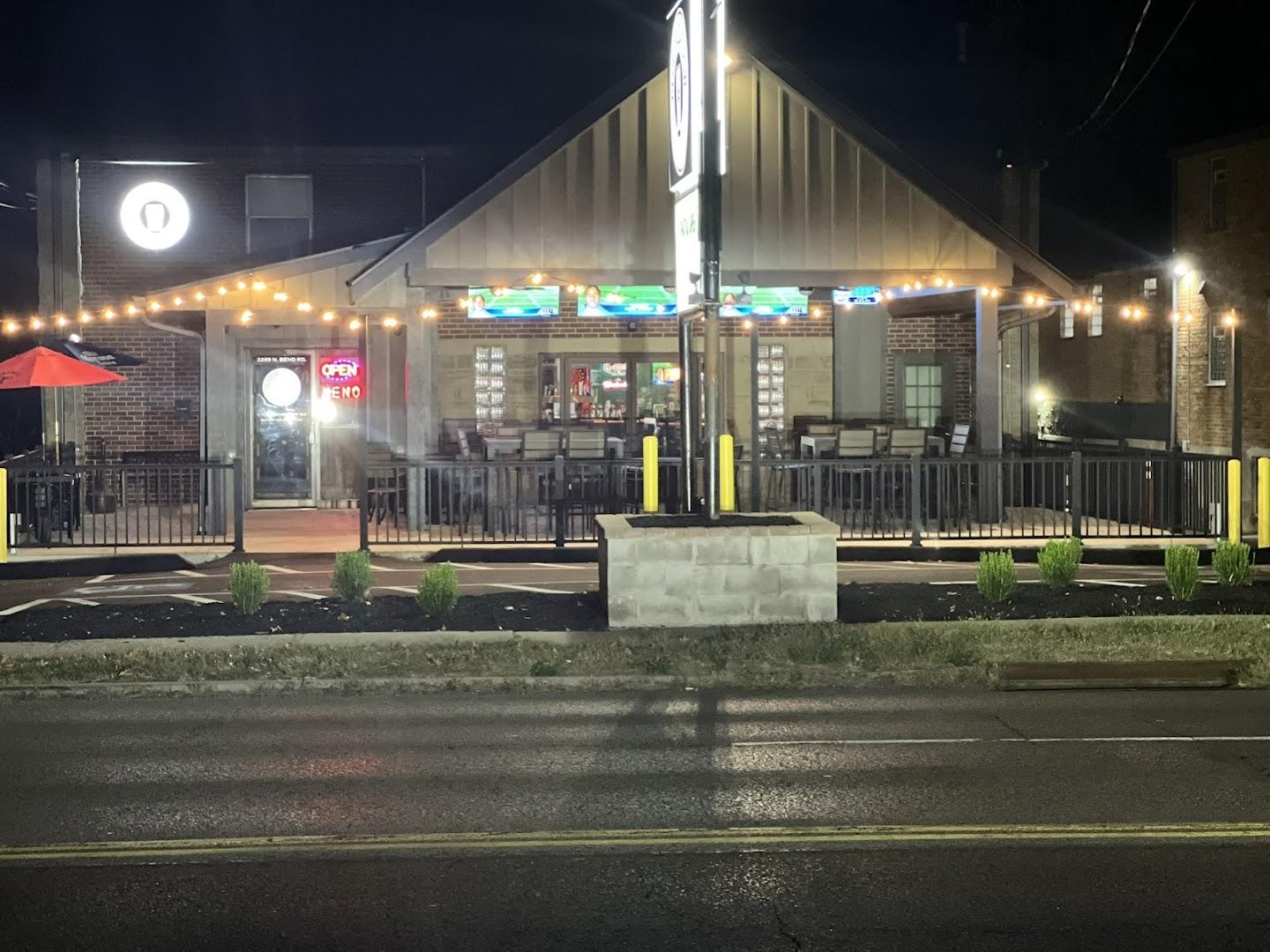 Cloverleaf Pub